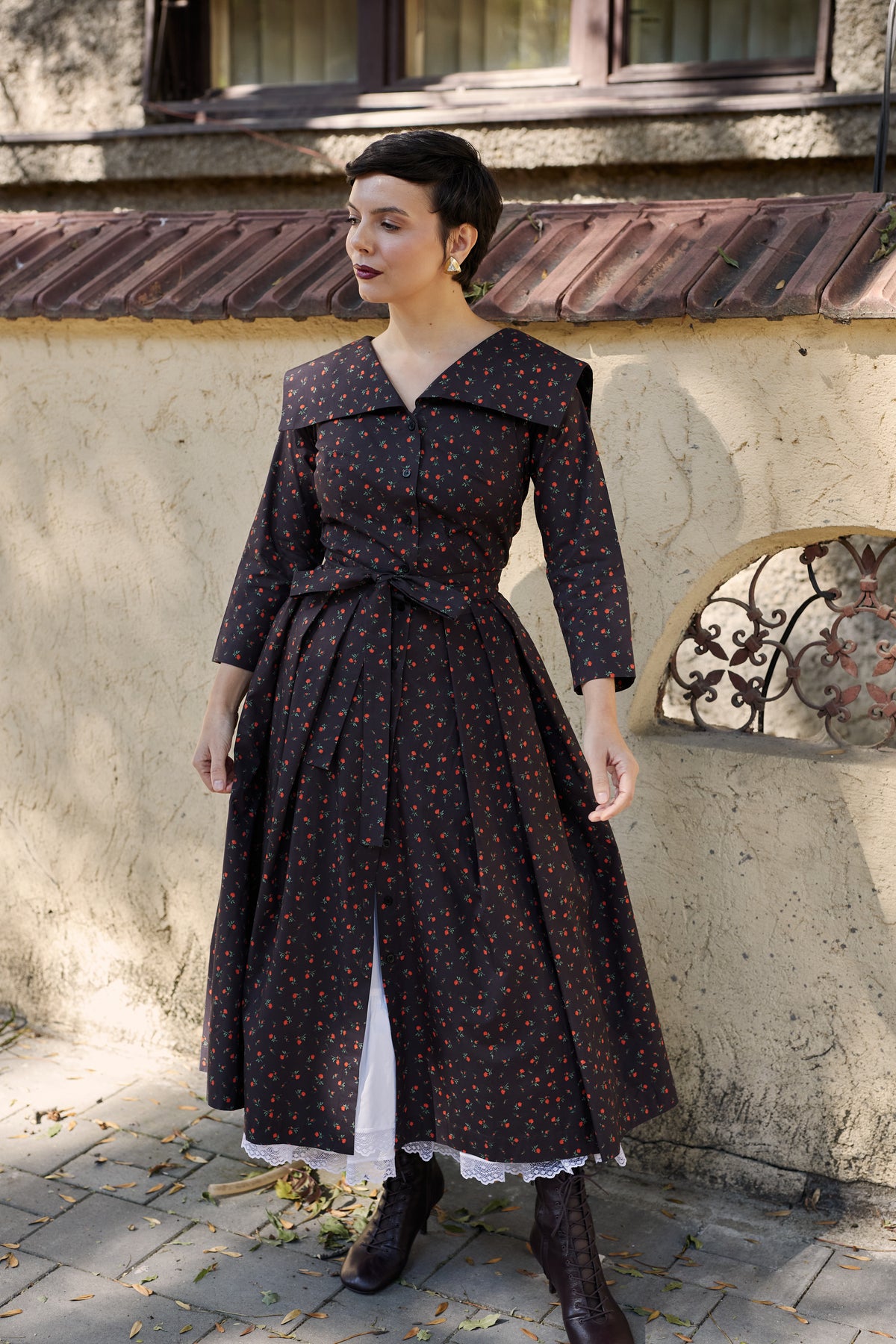 Rochie Camasa Midi cu Guler Patrat din Bumbac Negru