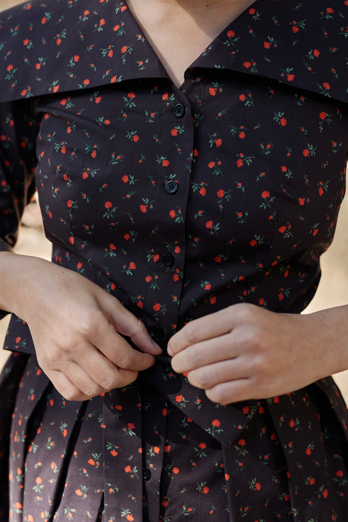 Rochie Camasa Midi cu Guler Patrat din Bumbac Negru