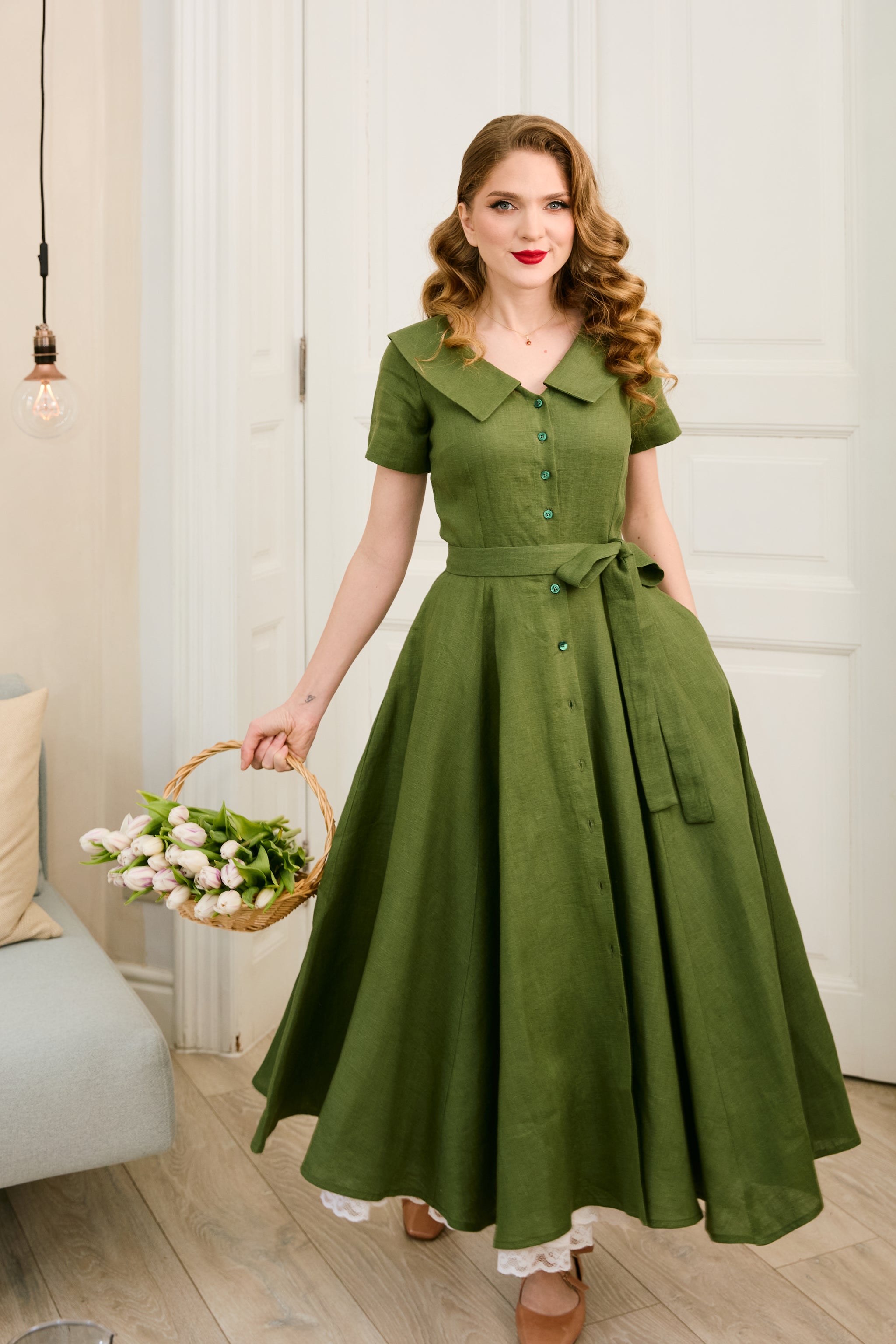 Rochie Camasa Midi cu Guler in V, din In Verde Rochie Camasa Midi cu Guler in V, din In Verde