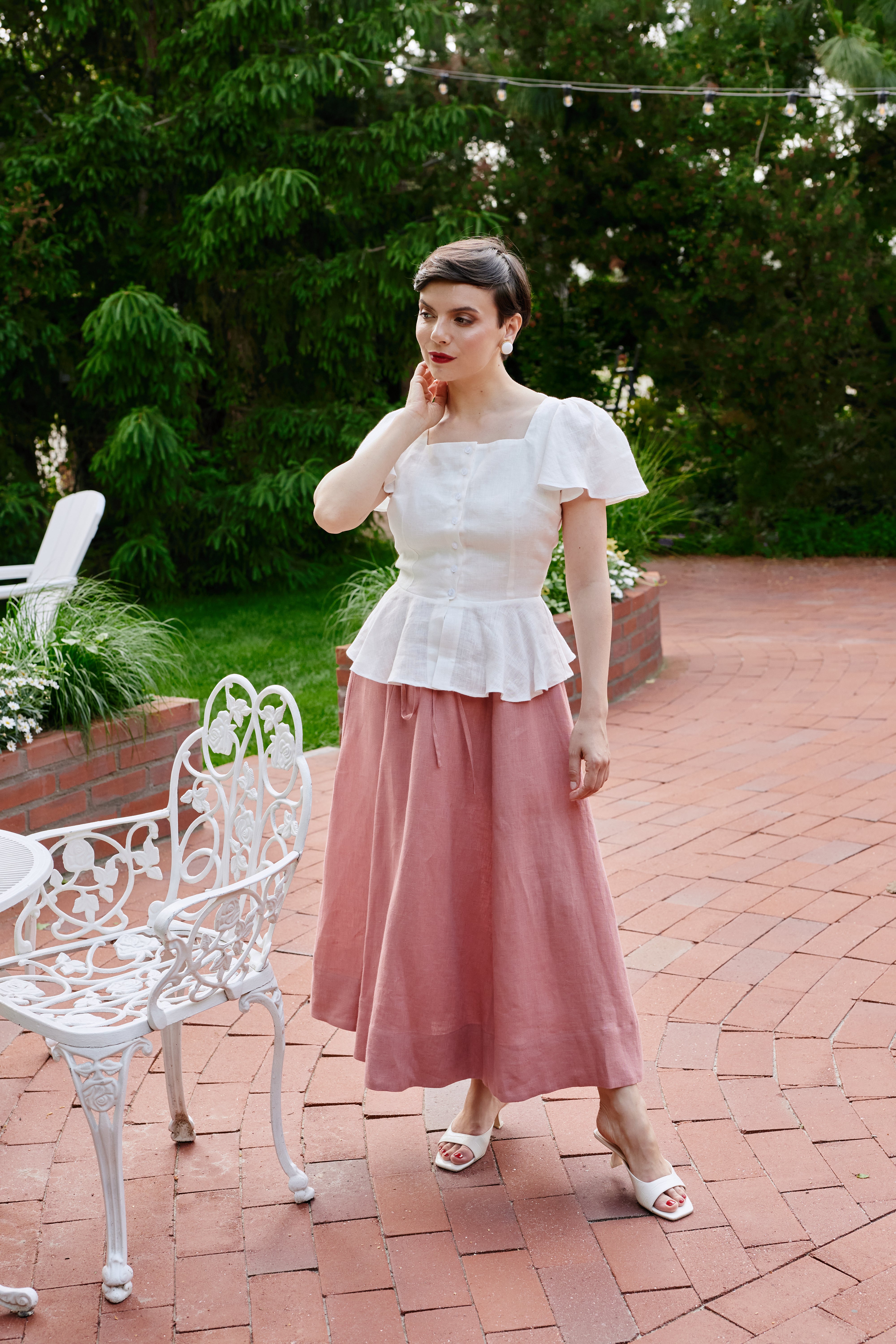 Bluza cu Peplum si Nasturi, din In Alb