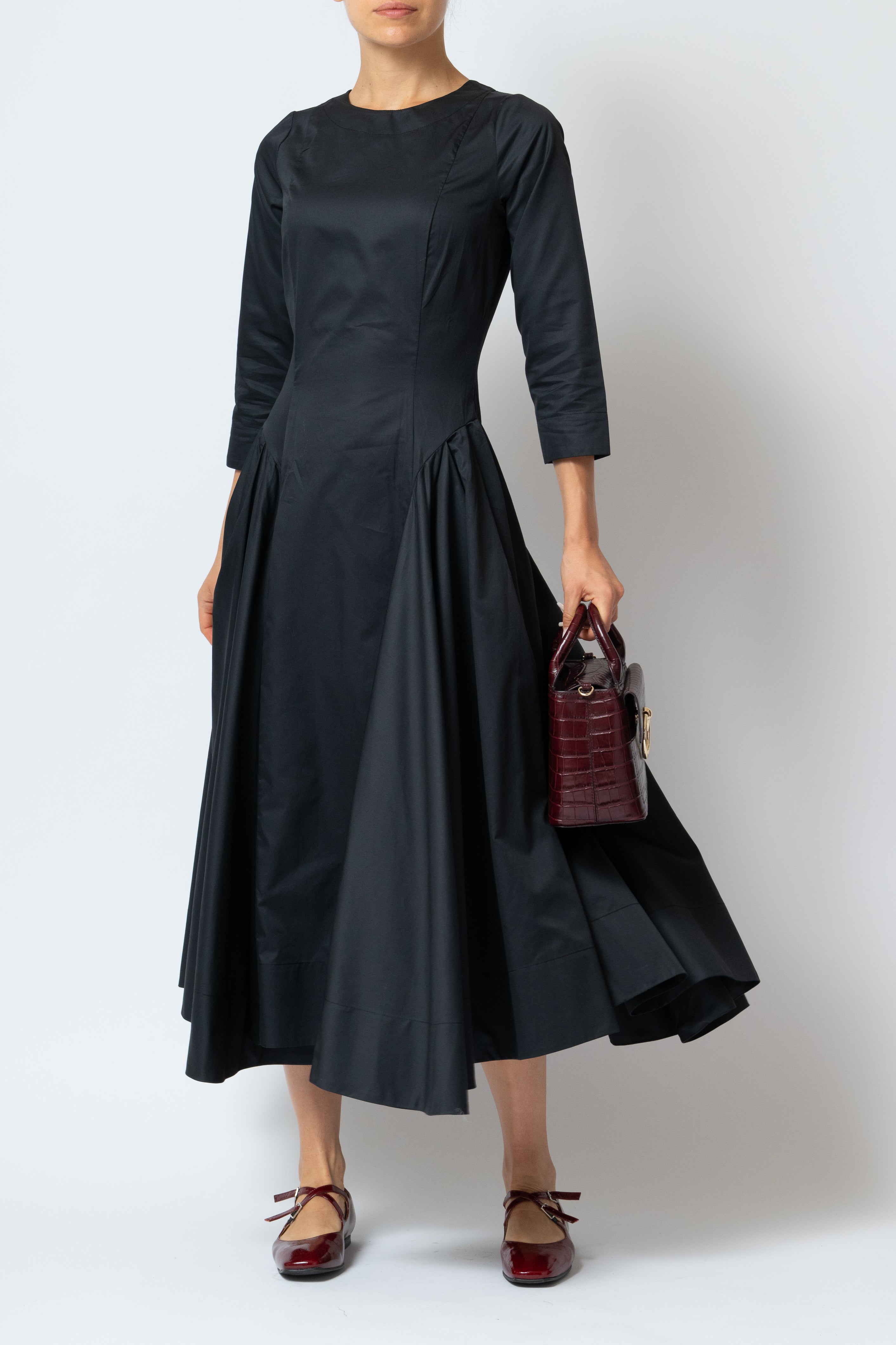 Rochie Midi Clos cu Maneca 3/4 din Poplin, Neagra