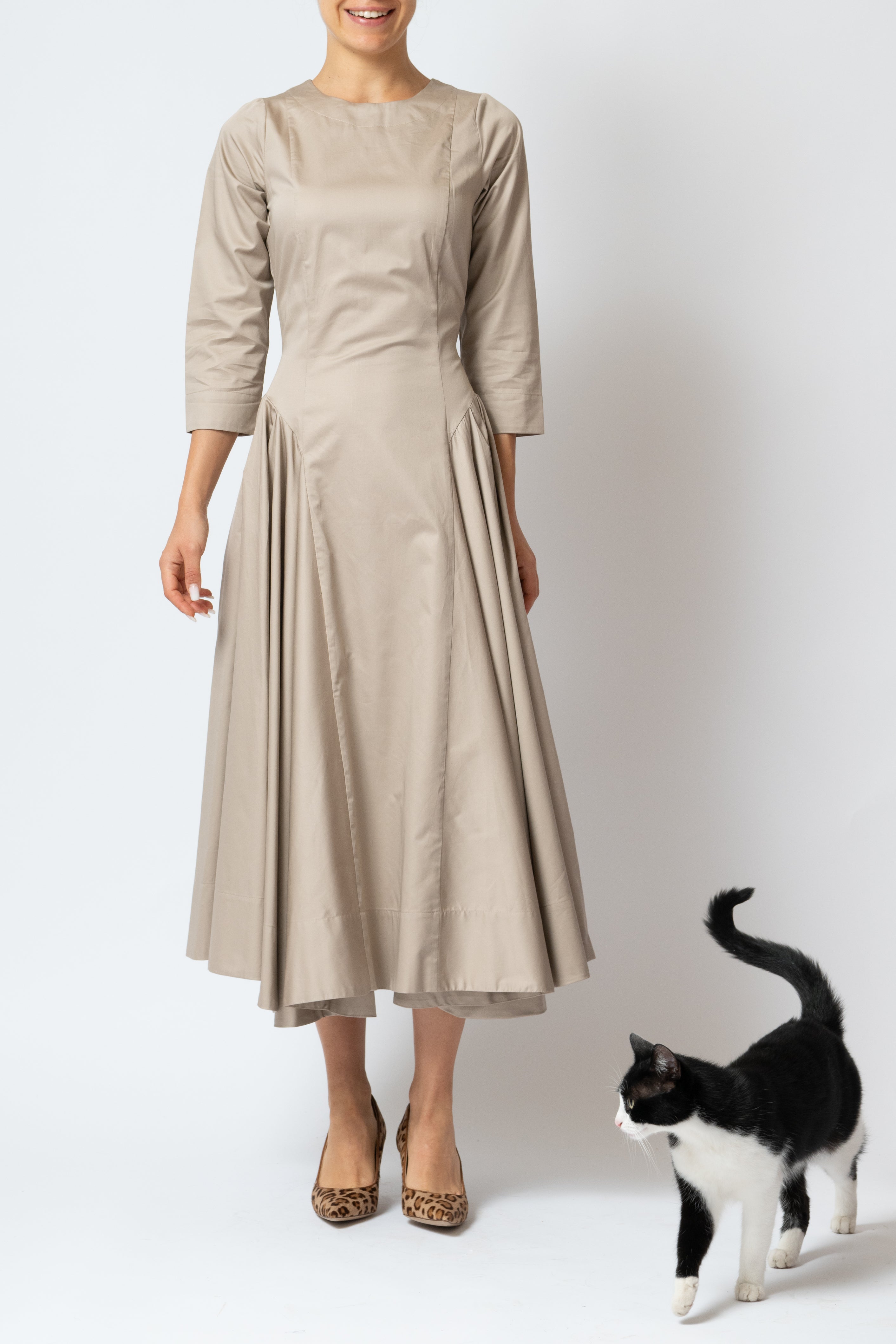 Rochie Midi Clos cu Maneca 3/4 din Poplin, Bej