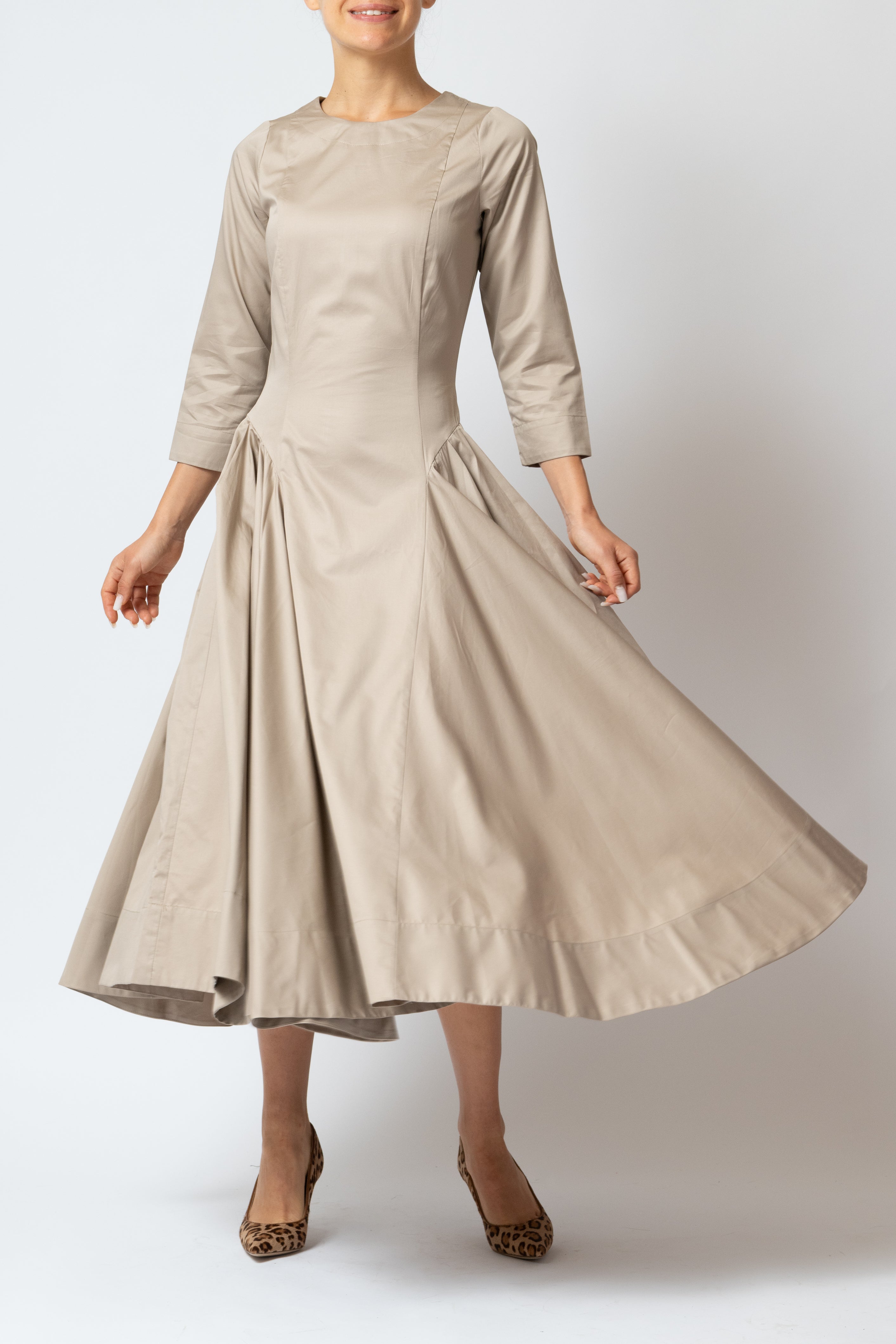 Rochie Midi Clos cu Maneca 3/4 din Poplin, Bej