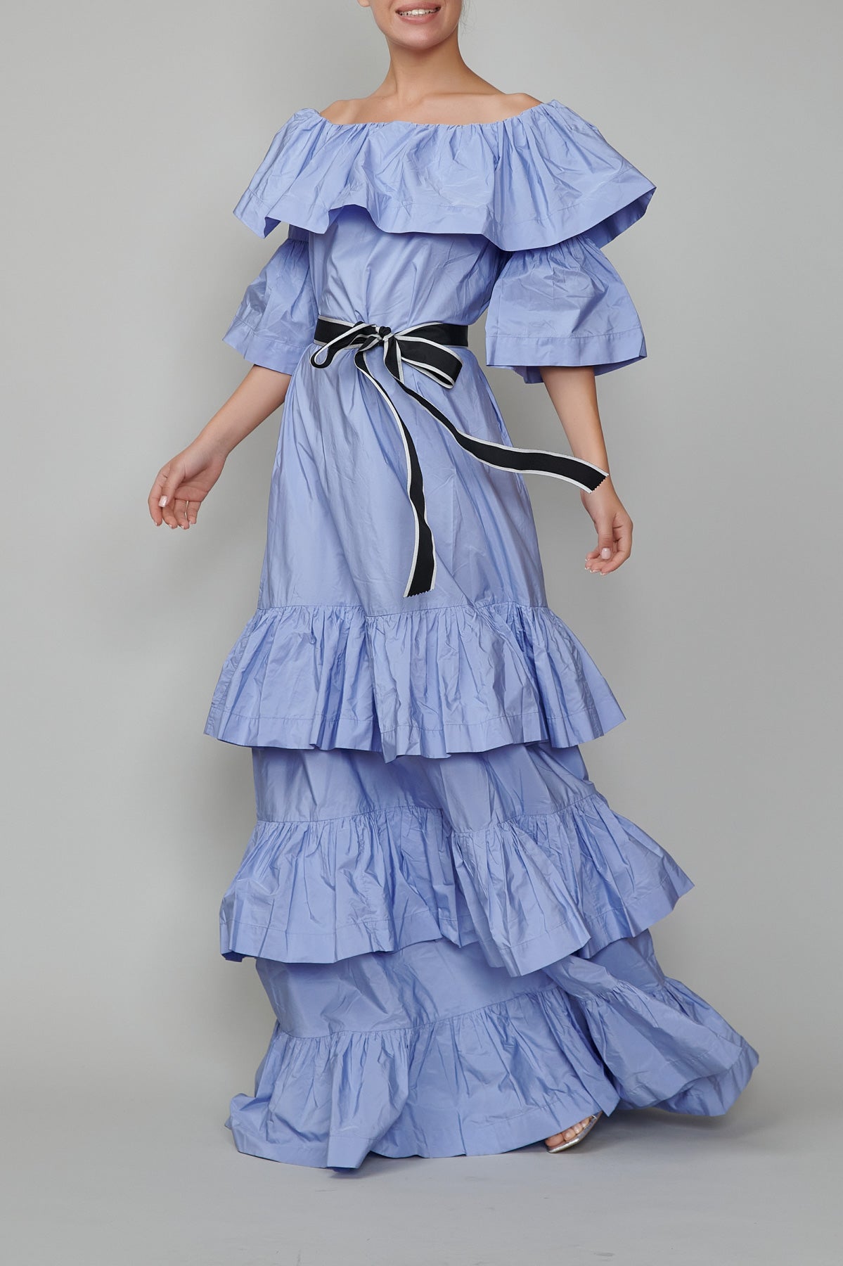 Rochie lunga cu decolteu barcuta din tafetta liliac