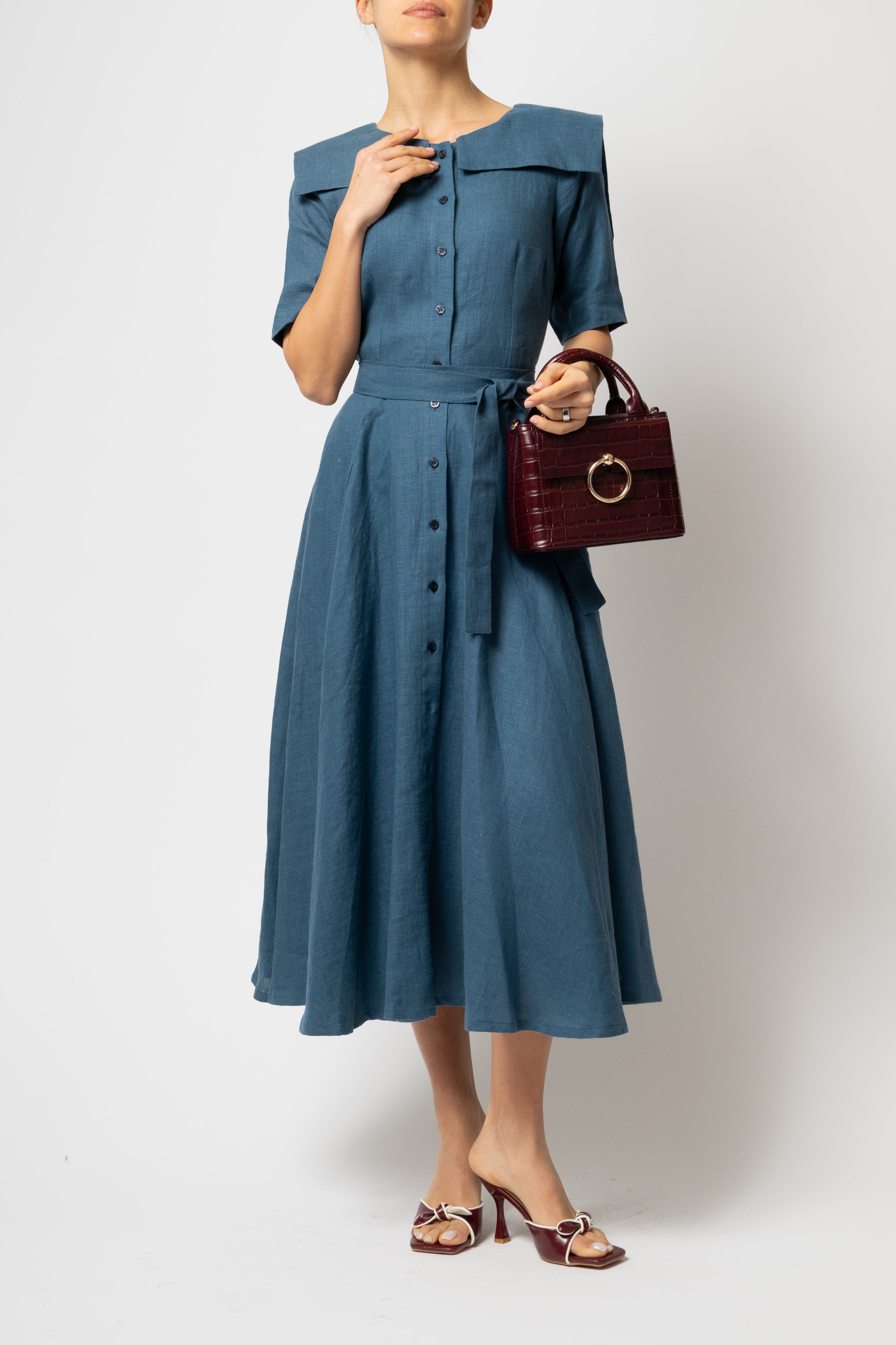 Rochie Camasa Midi, cu Guler Patrat, din In Albastru Petrol