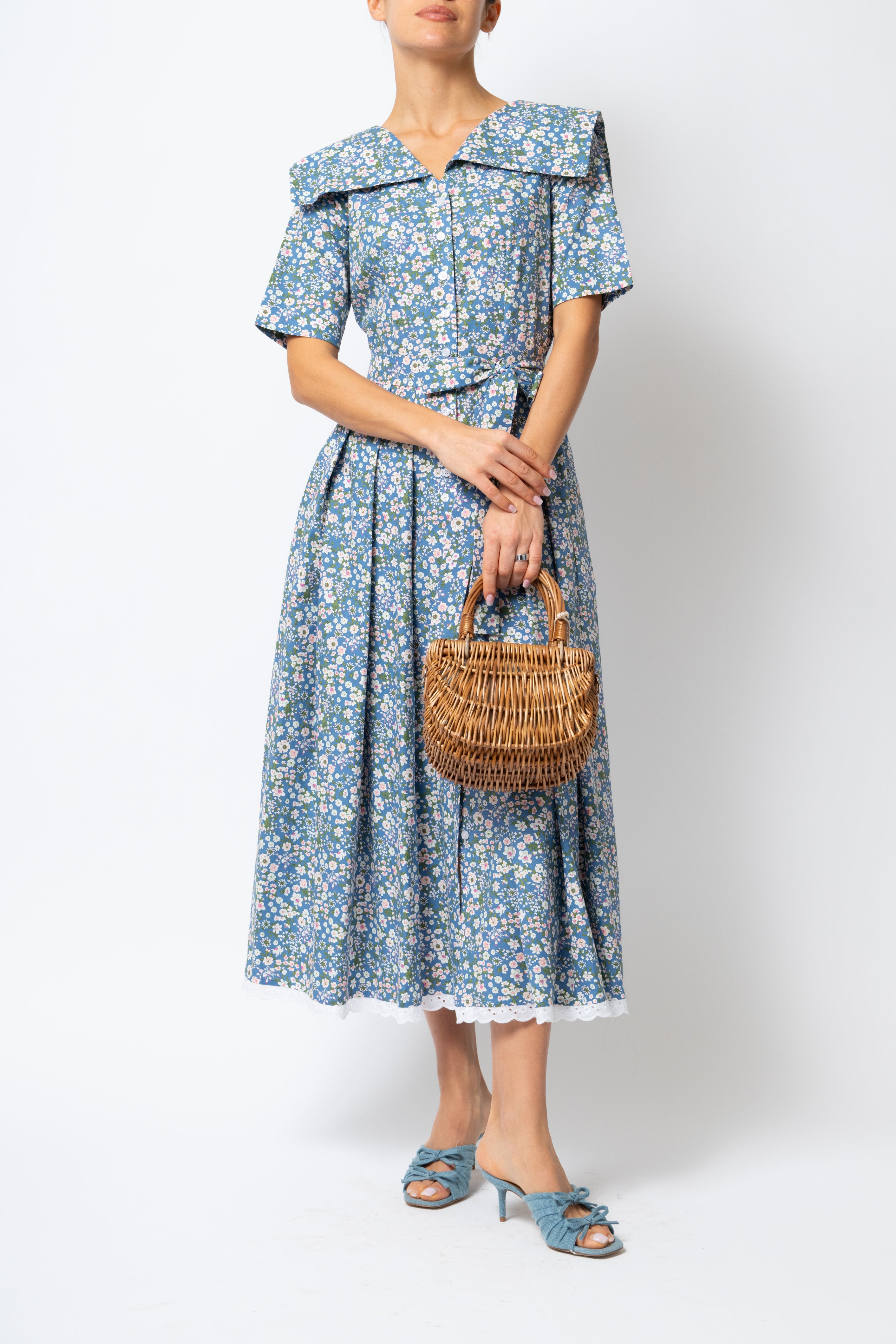 Rochie Camasa Midi cu Guler Patrat, din Bumbac, cu Flori pe Bleu