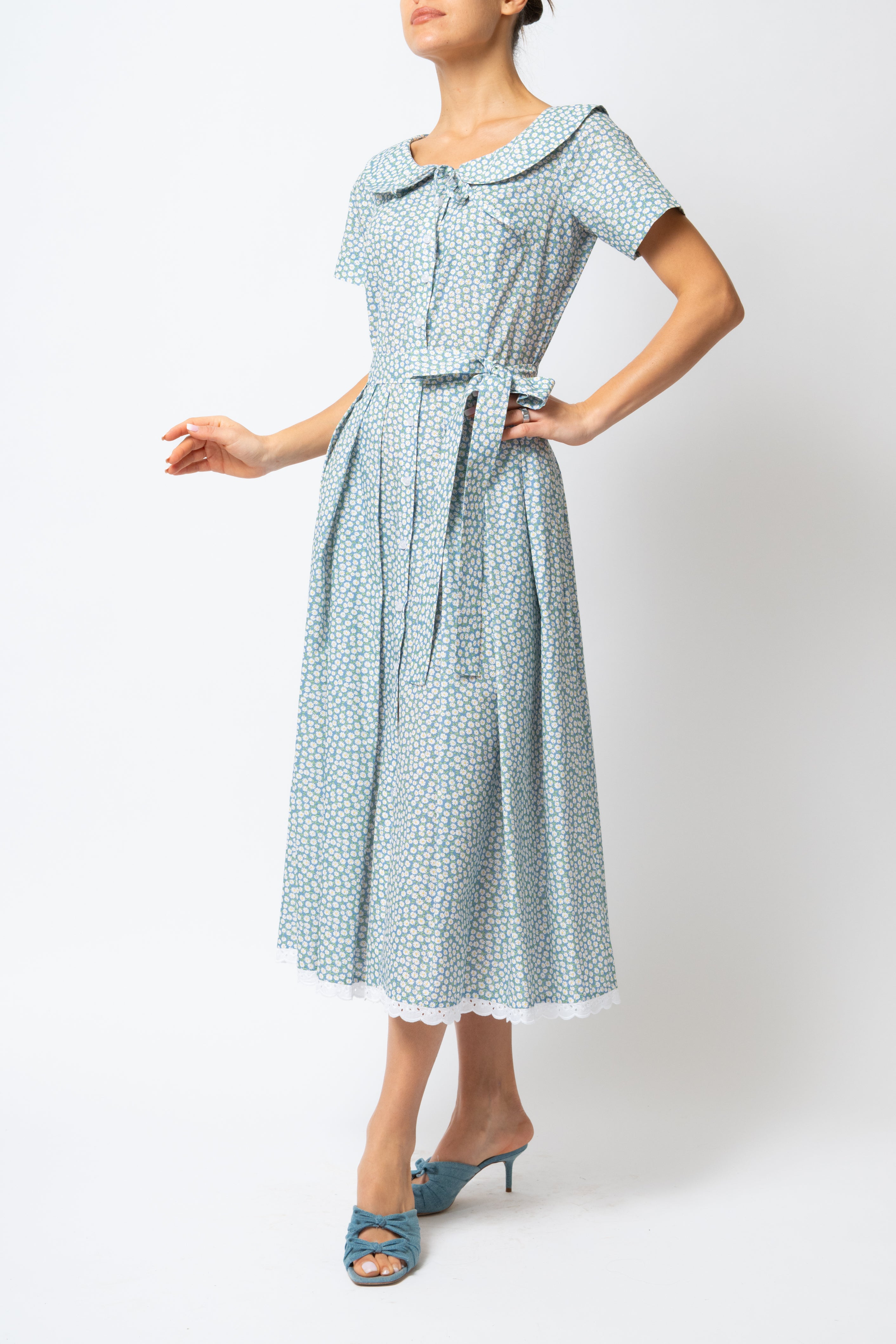 Rochie Camasa Midi cu Guler Rotunjit, din Bumbac, cu Flori Mici pe Bleu