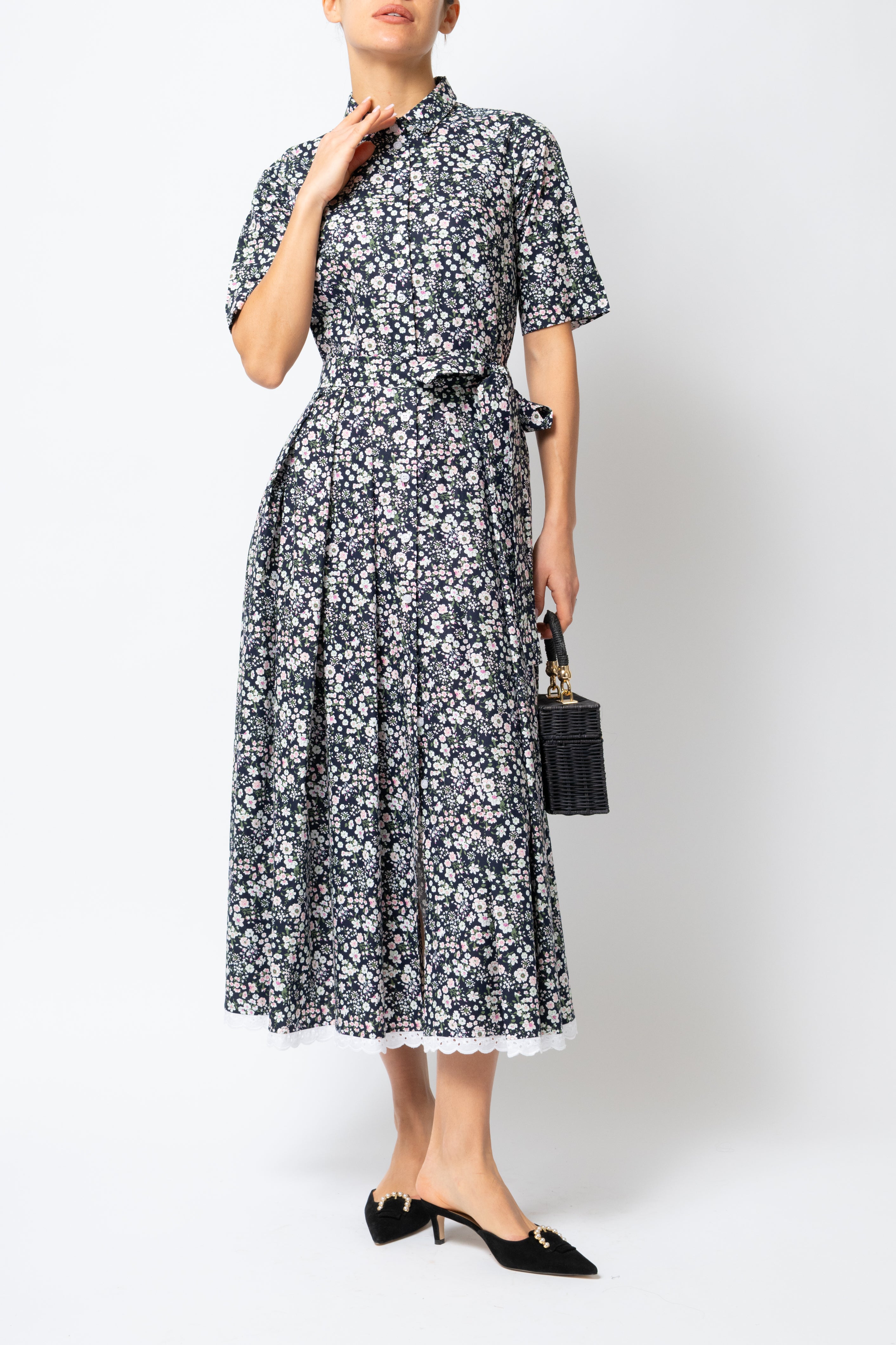 Rochie Camasa Midi, din Bumbac, cu Flori Mici pe Negru