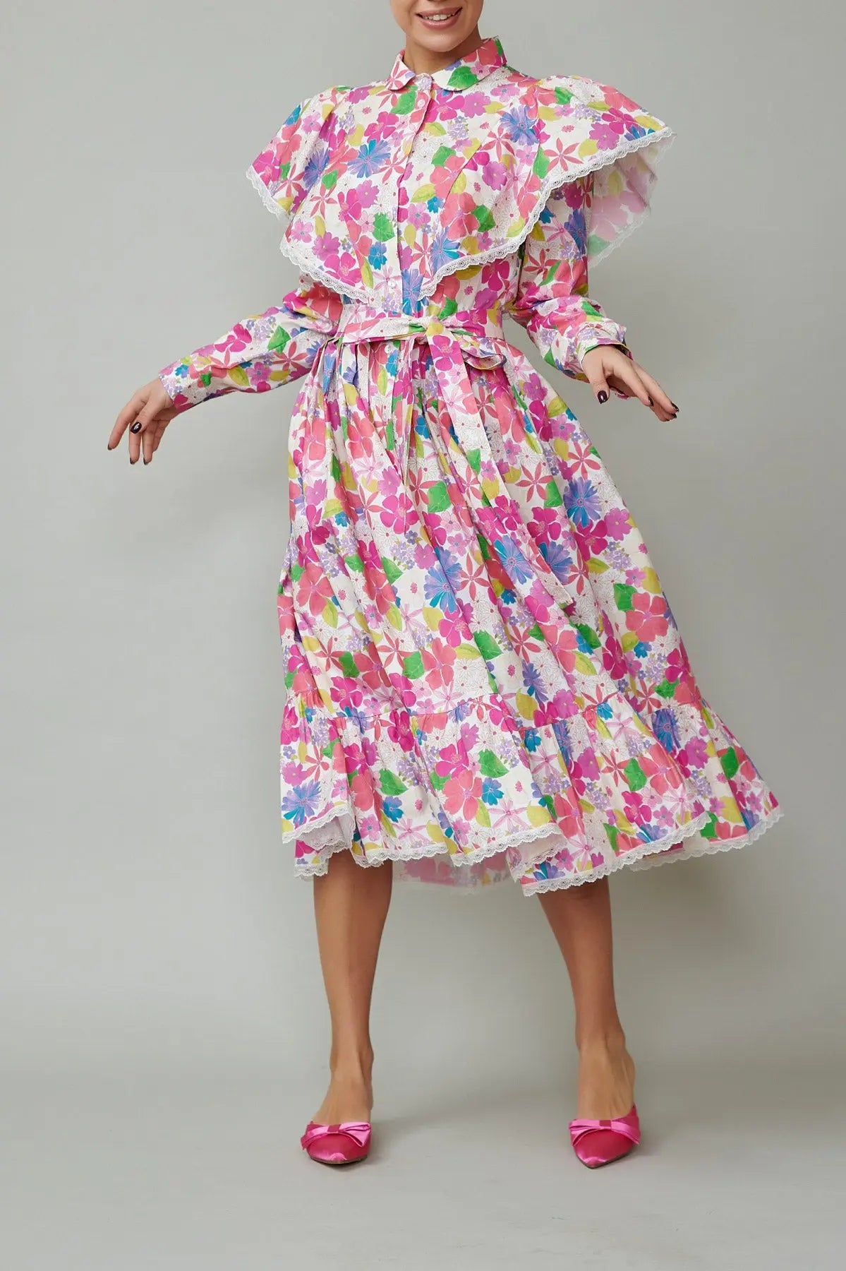 Rochie camasa cu aripioare din poplin cu flori multicolor