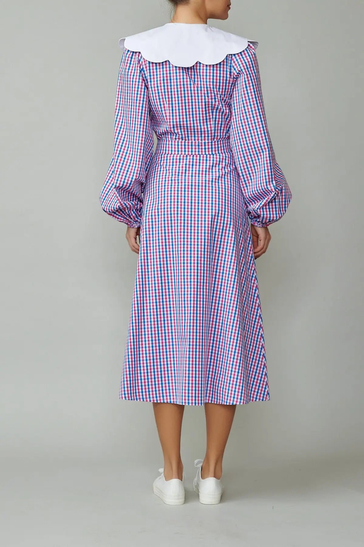 Rochie cu guler alb din poplin in carouri bleo cu roz