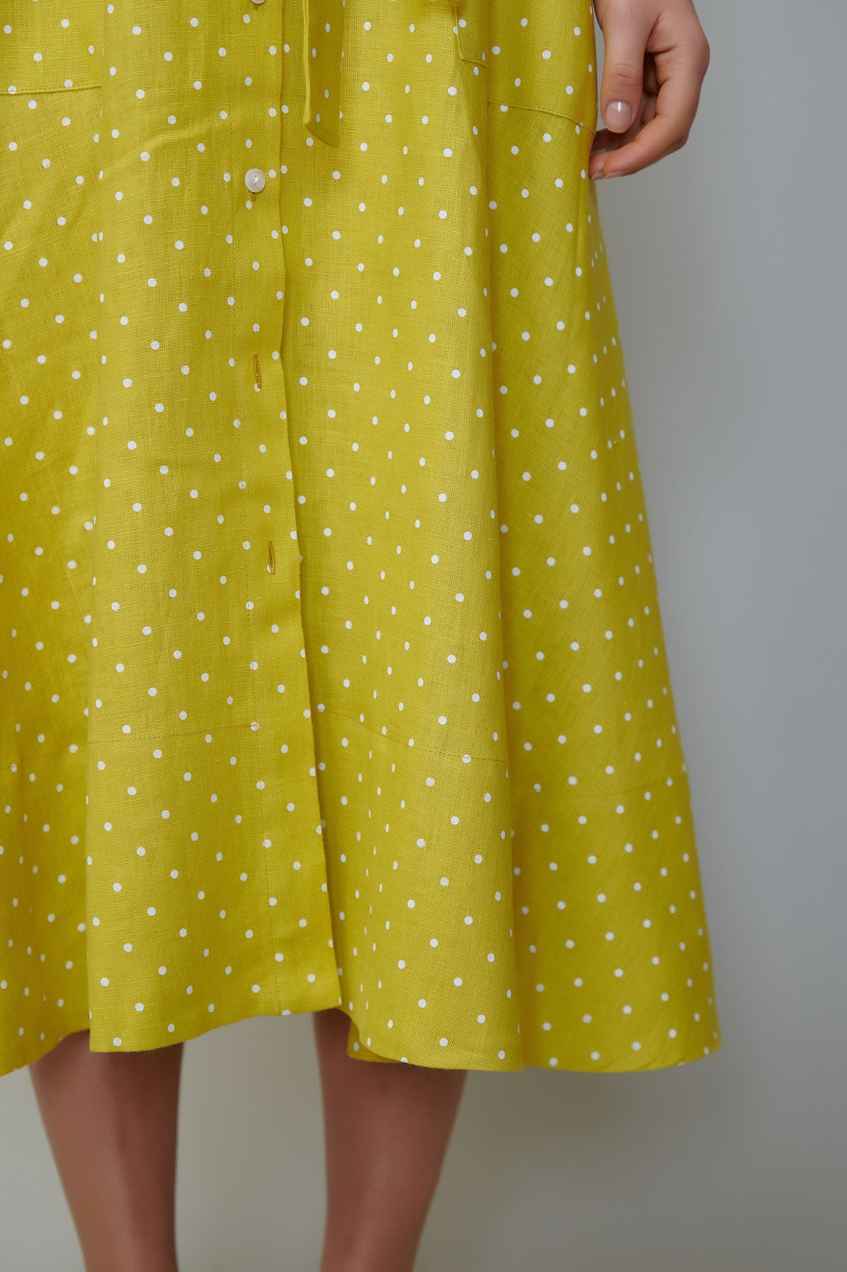 Sarafan din in galben cu buline