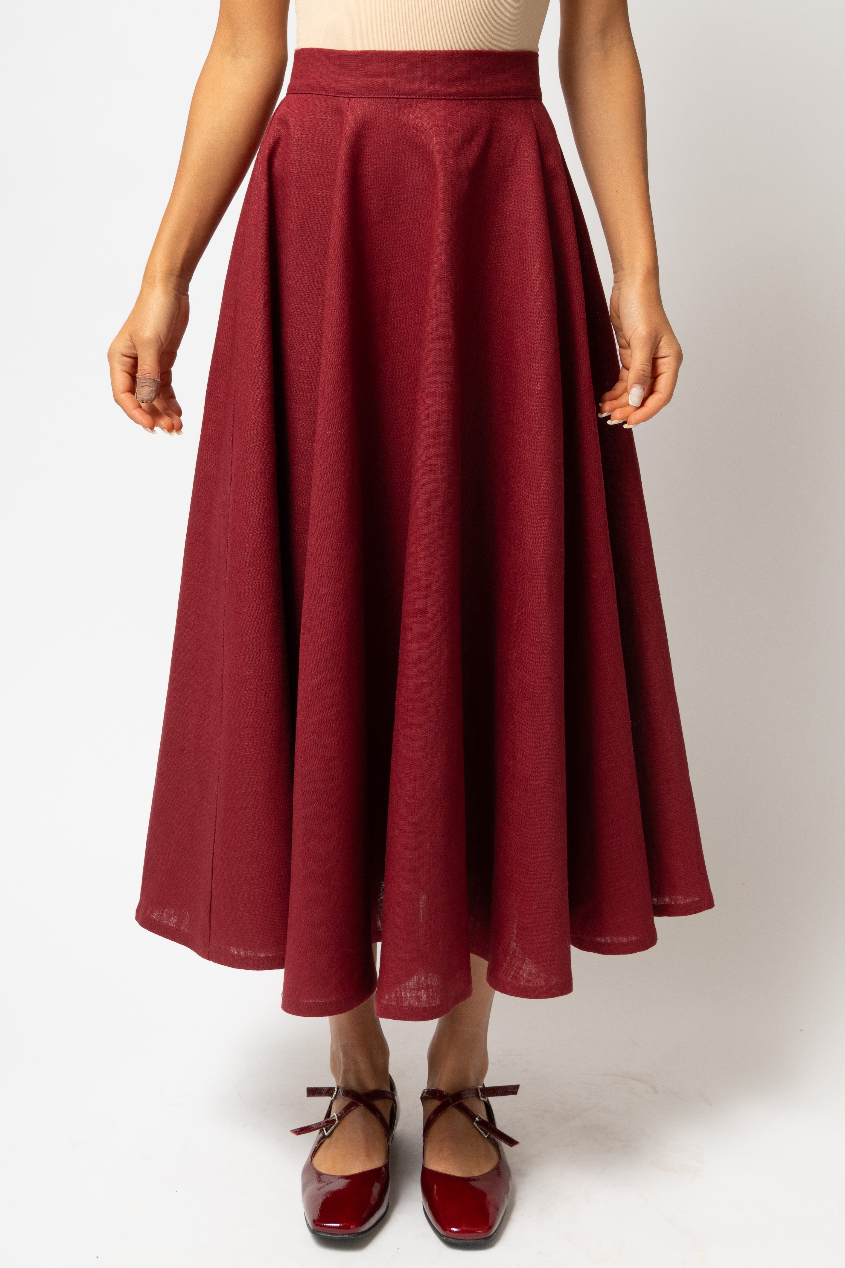 Midi Clos Skirt in Linen, Burgundy