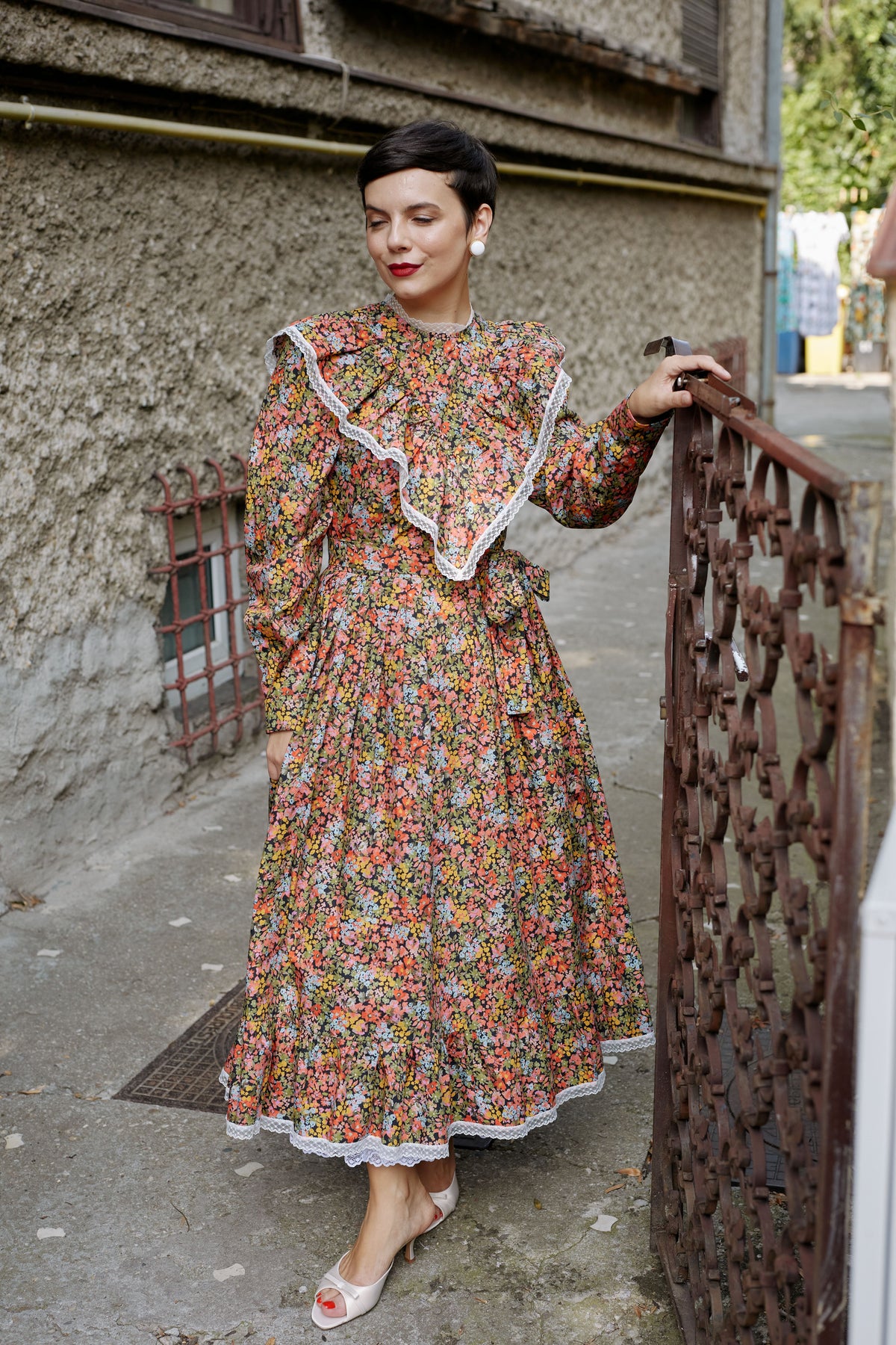 Rochie Midi Multicolor din Bumbac cu Volane si Dantela