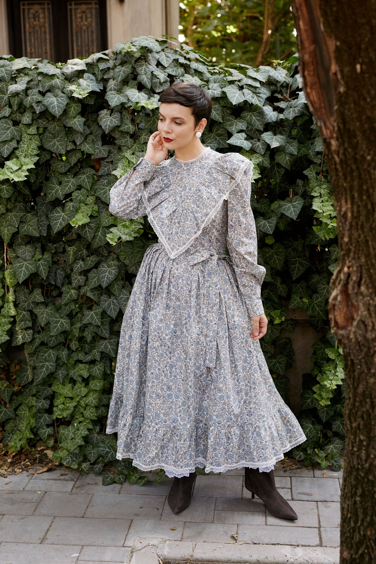 Rochie Midi Bleu-Gri din Bumbac cu Volane si Dantela