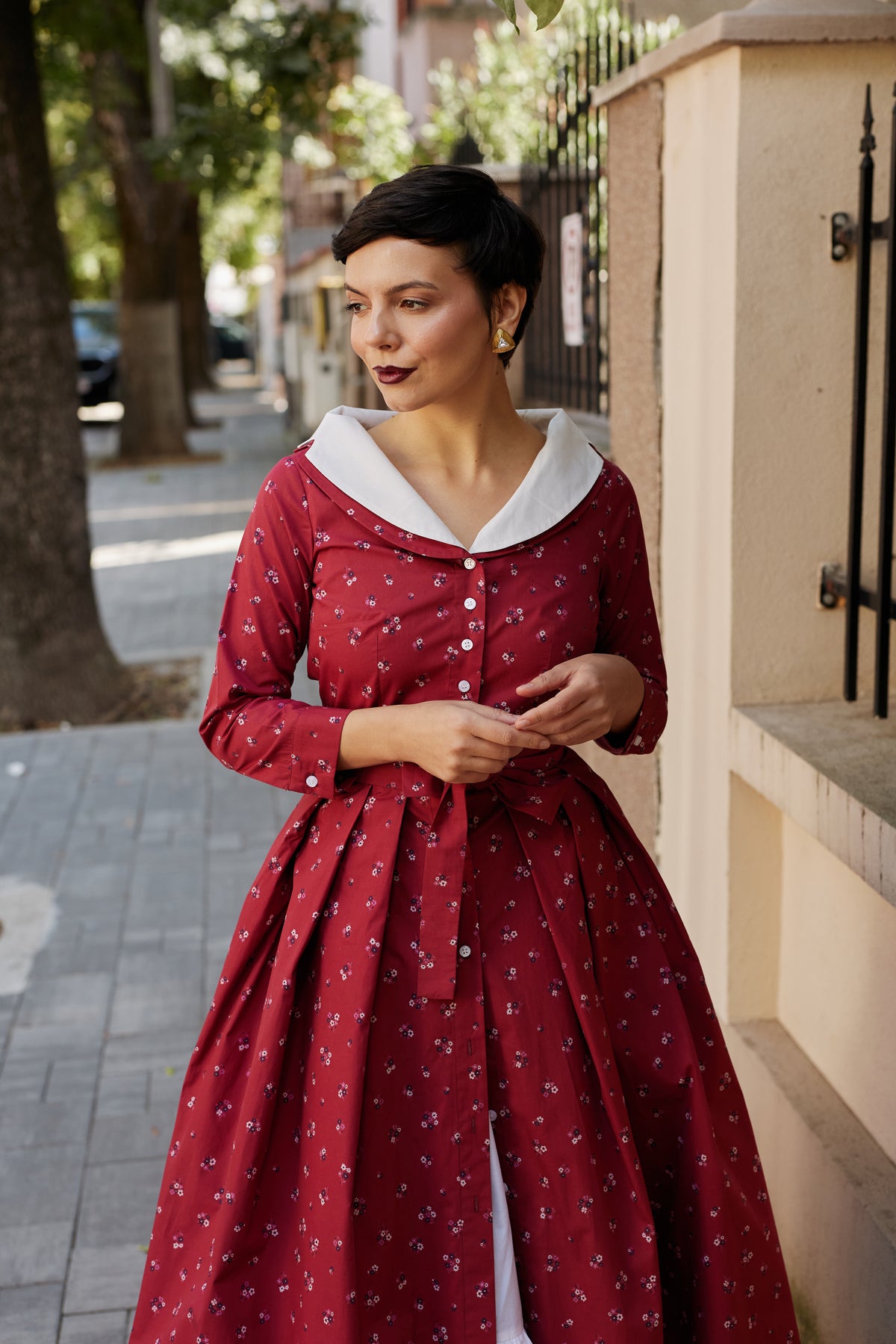 Rochie Camasa Midi din Bumbac Bordo cu Guler Alb