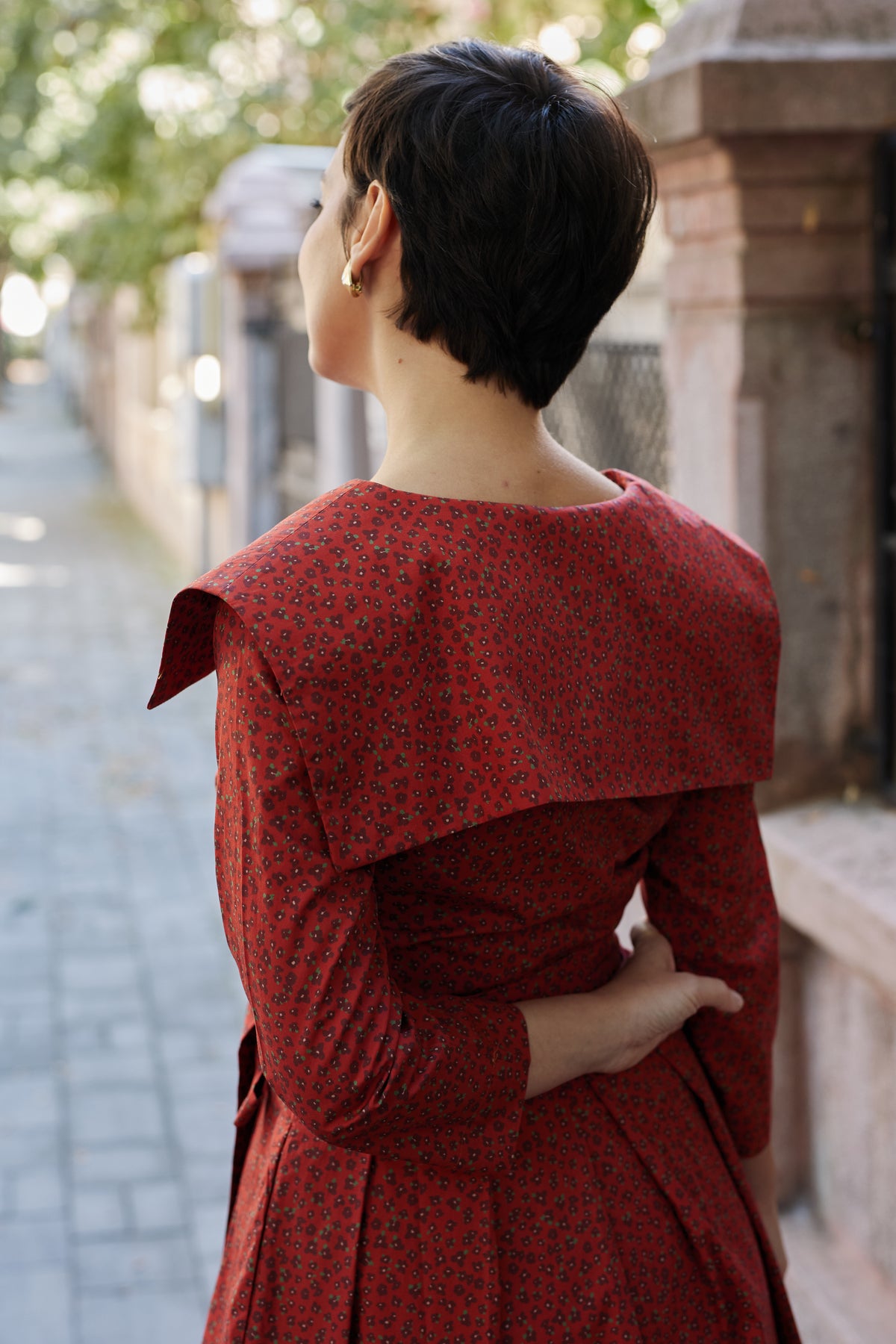 Rochie Camasa Midi cu Guler Patrat din Bumbac Rosu Pompean