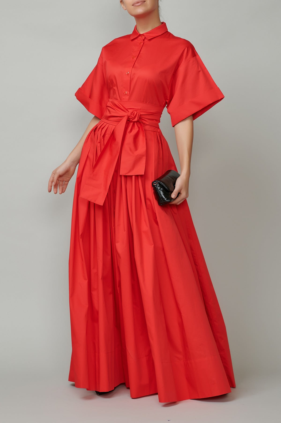 Evening dress, long, made of red cotton