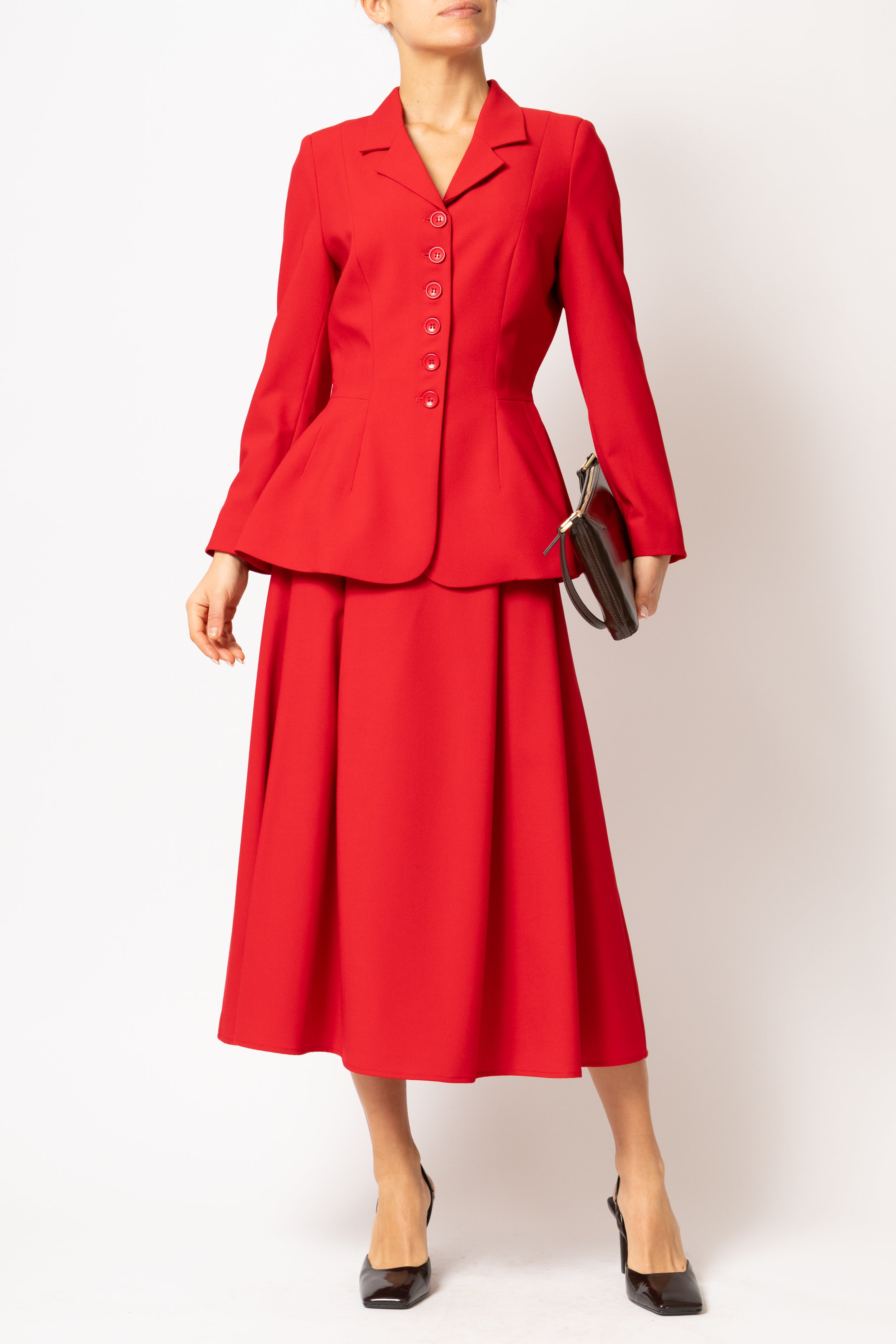 Fitted jacket in red viscose fabric, with peplum and small shoulders