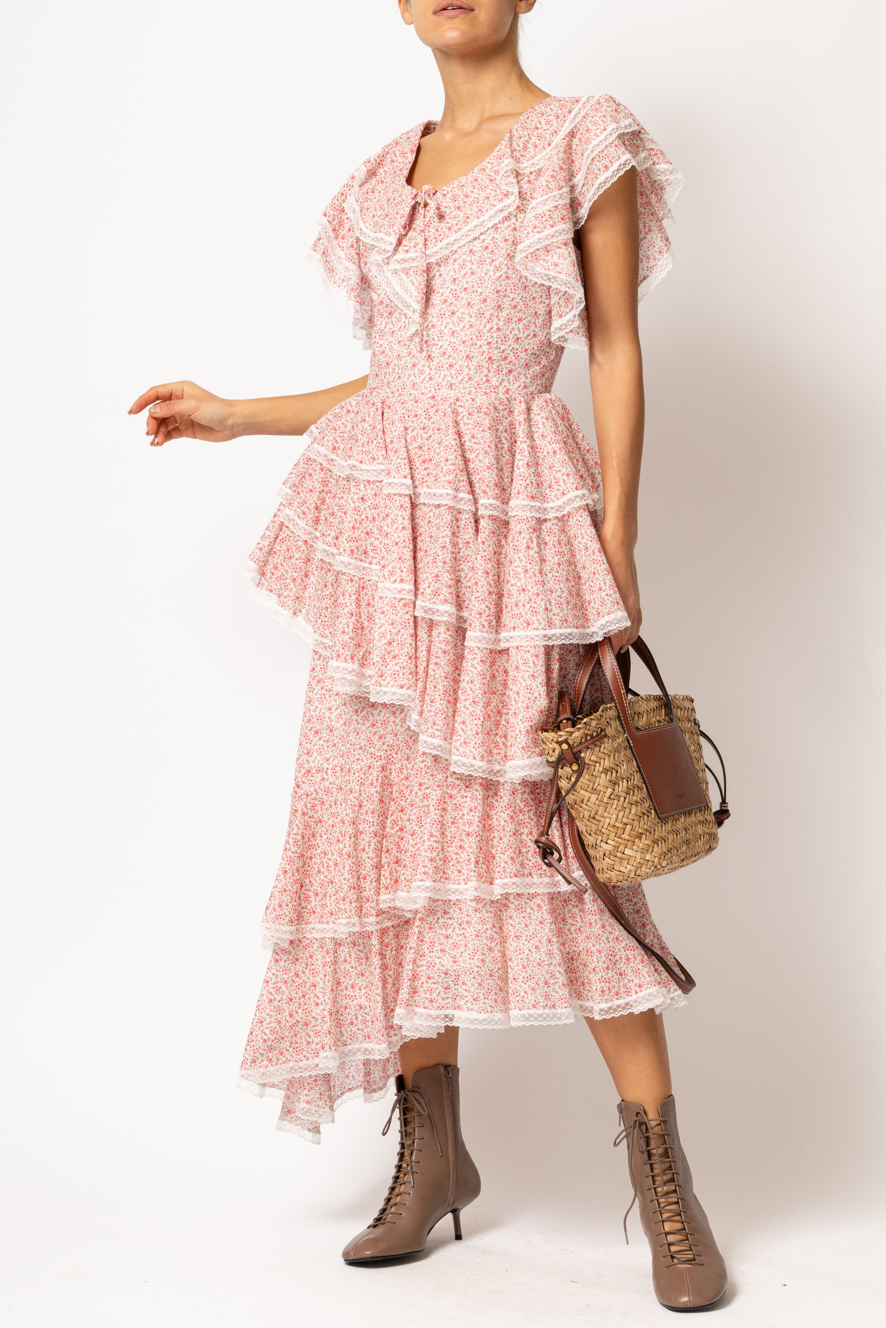 Rochie Asimetrica cu Volane, din Bumbac Roz