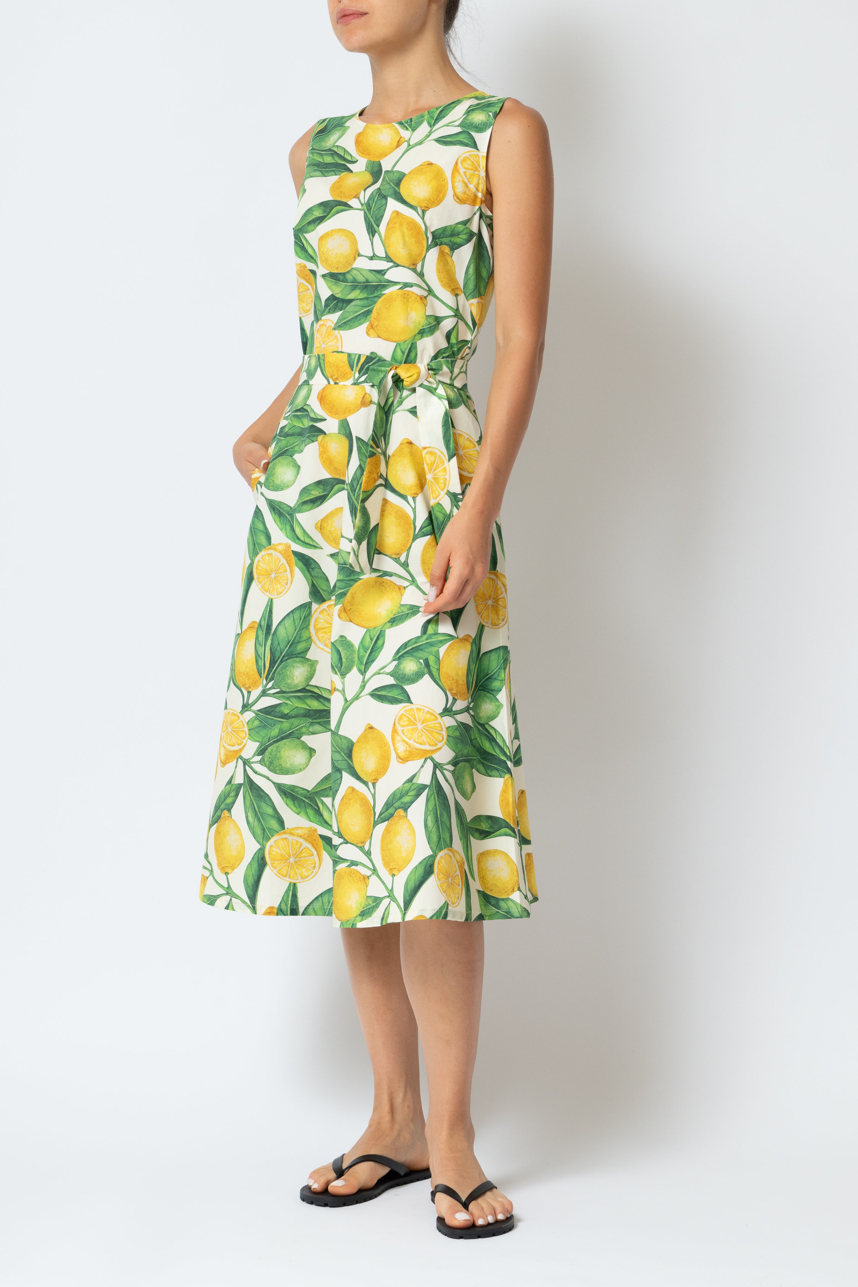 Sleeveless Midi Dress with Lemon Print in Poplin, White