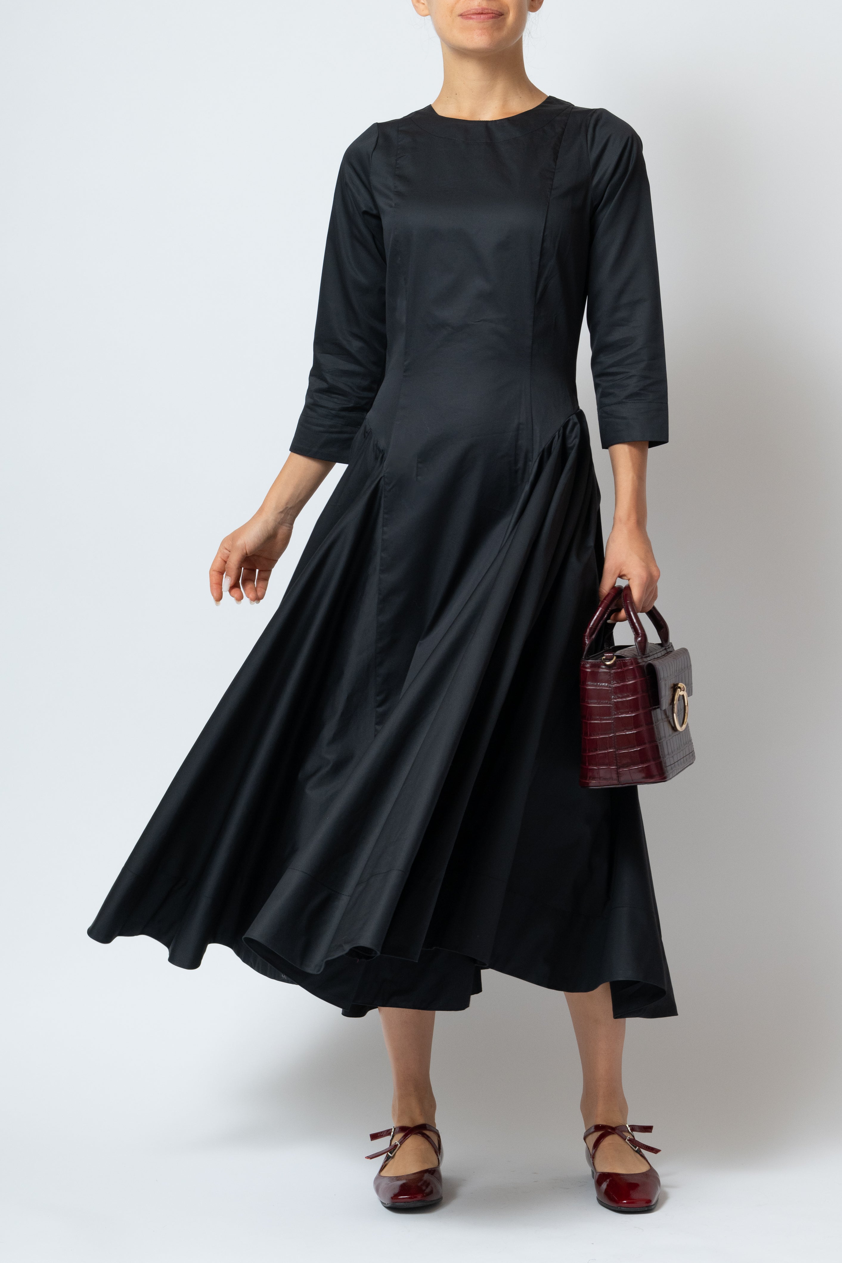 Rochie Midi Clos cu Maneca 3/4 din Poplin, Neagra