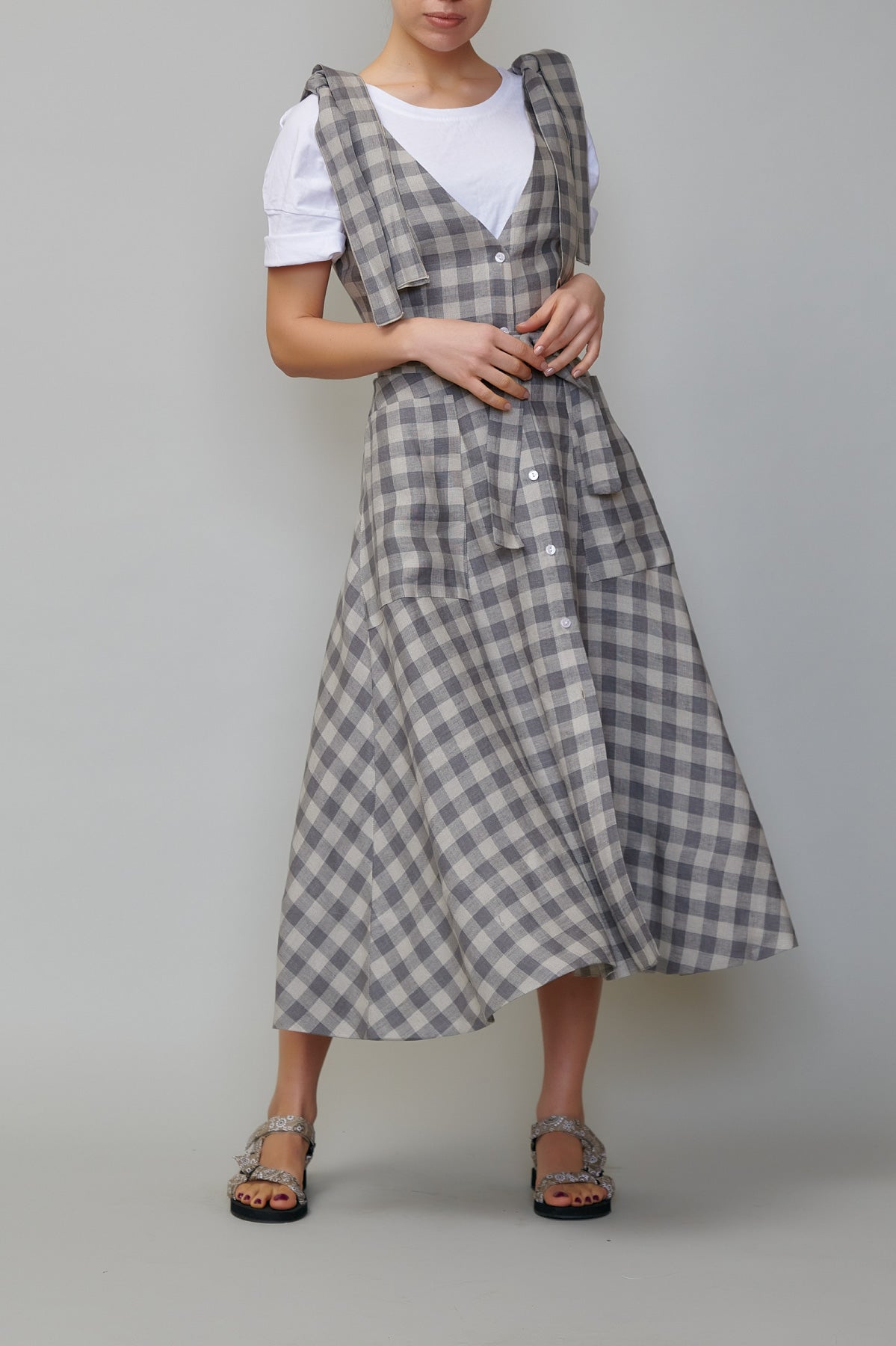 Sarafan din in în carouri gri inchis 