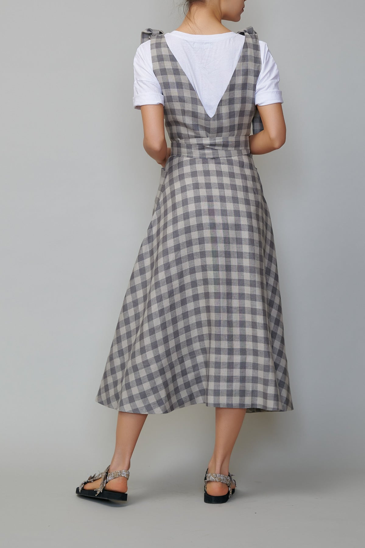 Sarafan din in în carouri gri inchis 