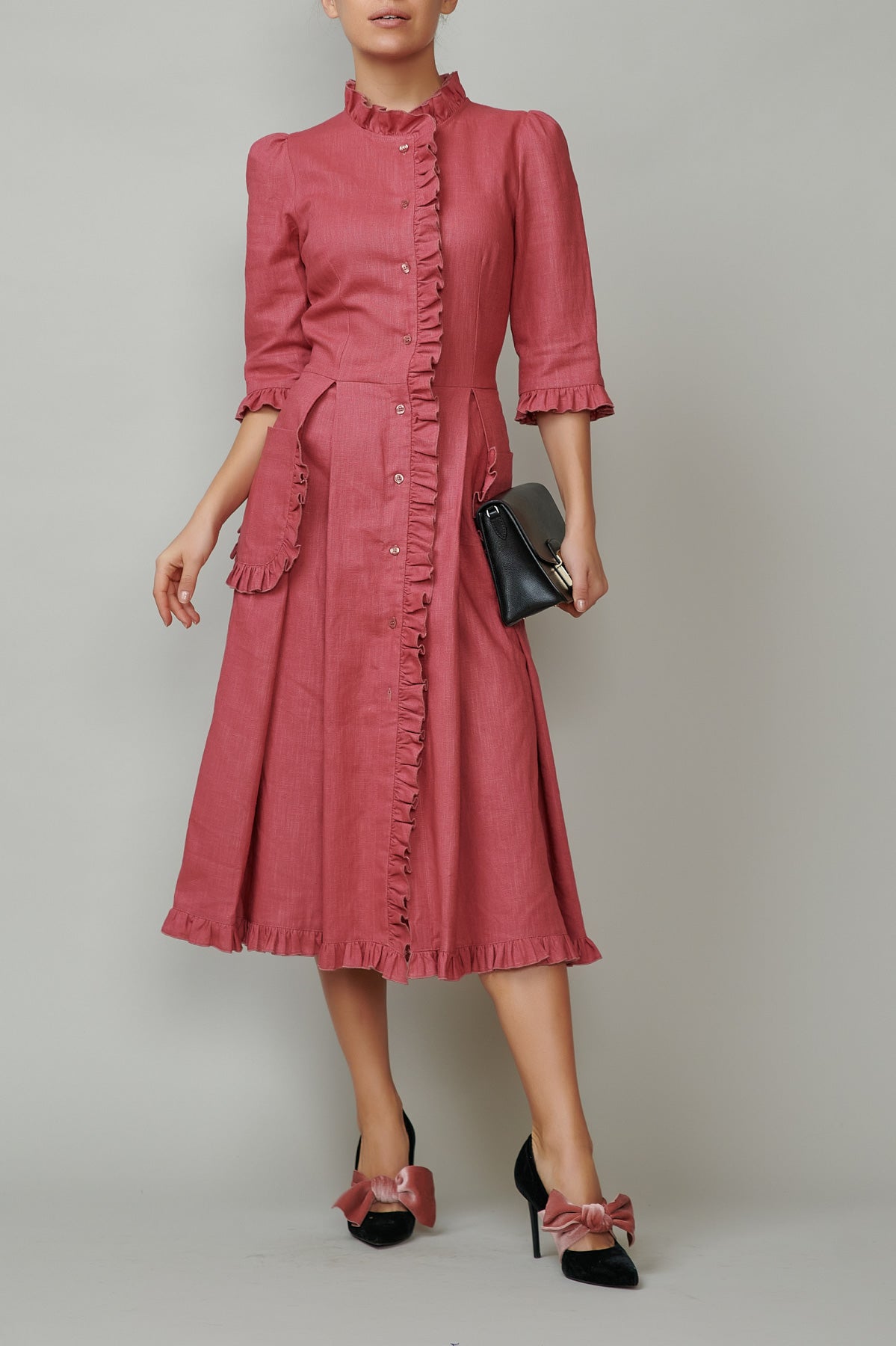 Rochie Camasa Midi cu Buzunare Aplicate si Volanase din In, Roz