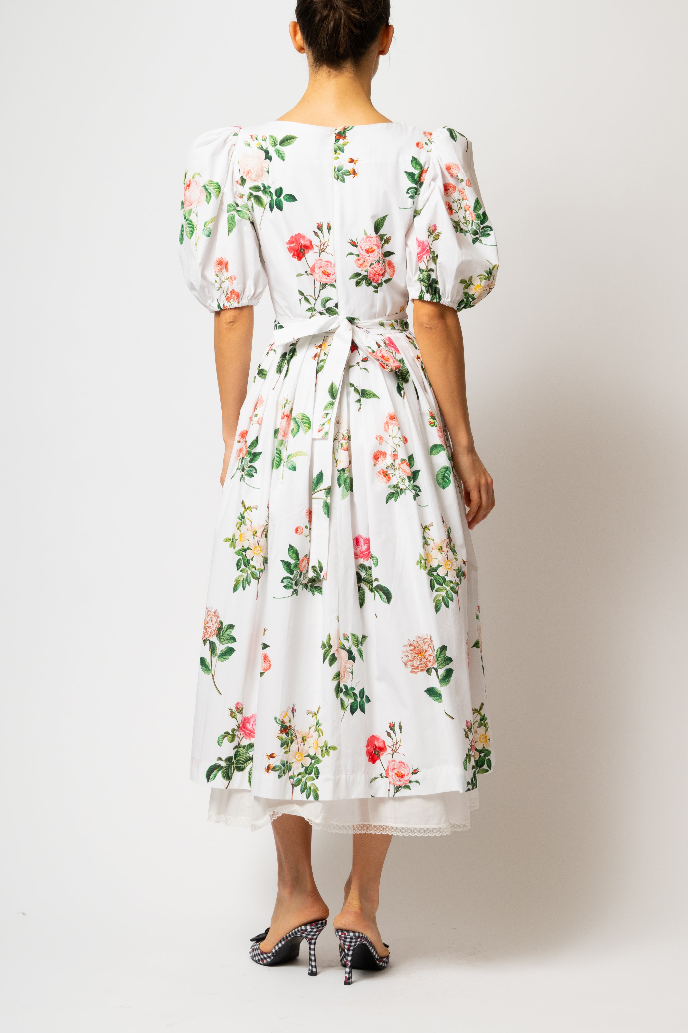 Rochie Midi cu Maneci Bufante cu Trandafiri pe Alb, din Bumbac