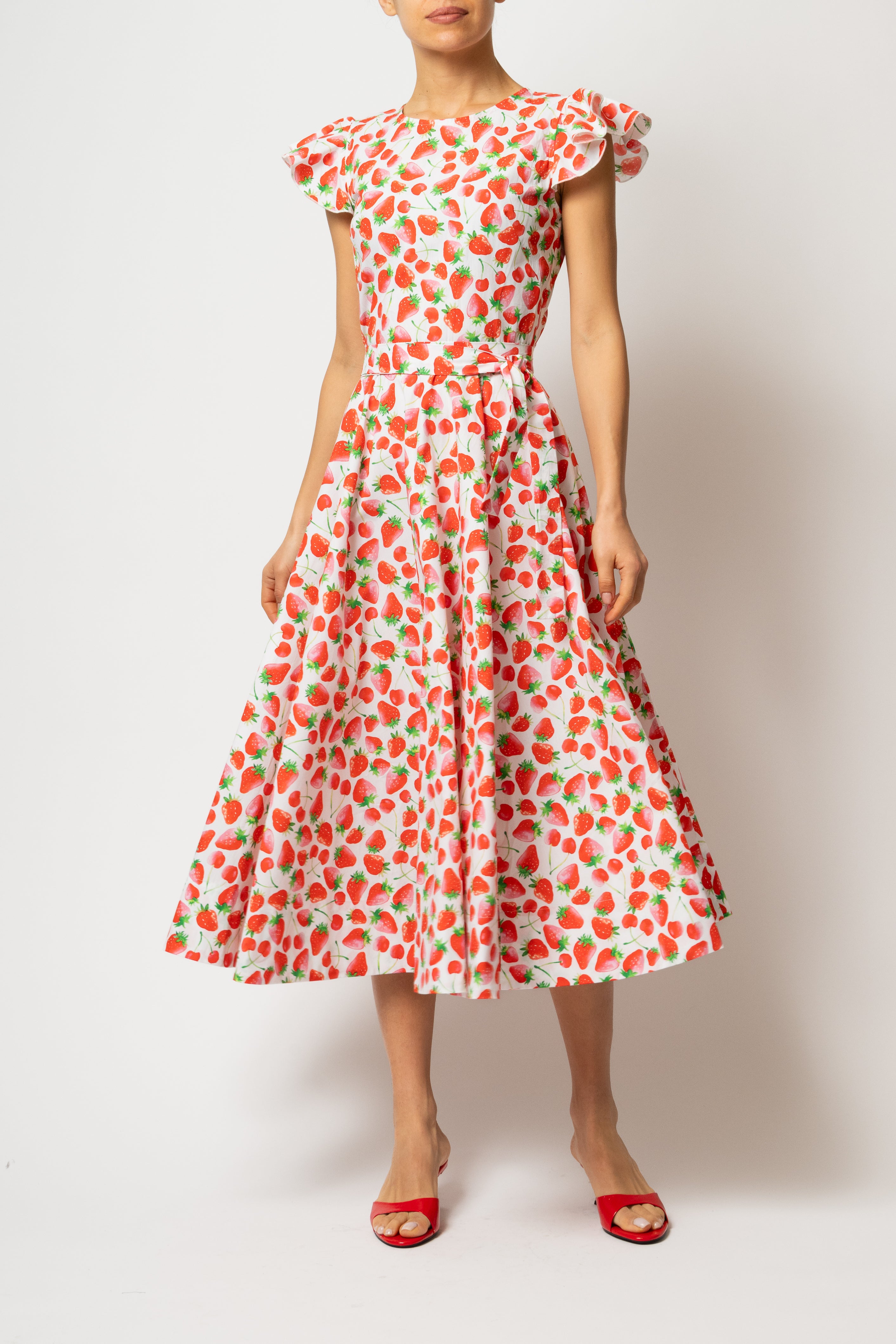 Rochie Midi cu Aripioare si Capsuni pe Alb, din Bumbac