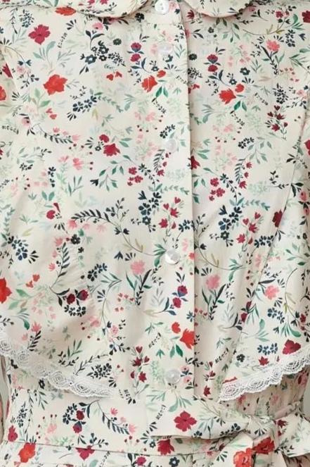 Rochie camasa cu aripioare din poplin cu flori pe fundal crem 